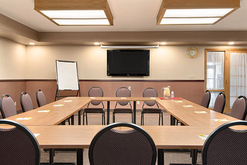 Tamarack Meeting Room at Days Inn & Suites Thunder Bay